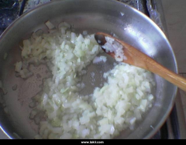 http://www.lakii.net/images/May05/ashraf_W2vZJu.jpg